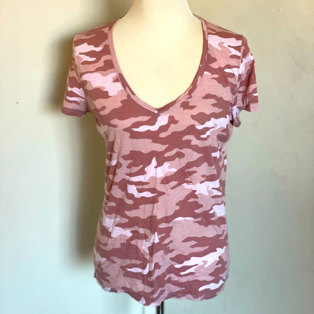 PINK TEE